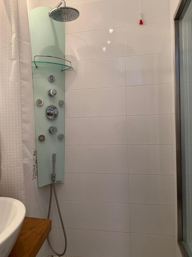 סירולו Charlotte Wix Rooms מראה חיצוני תמונה